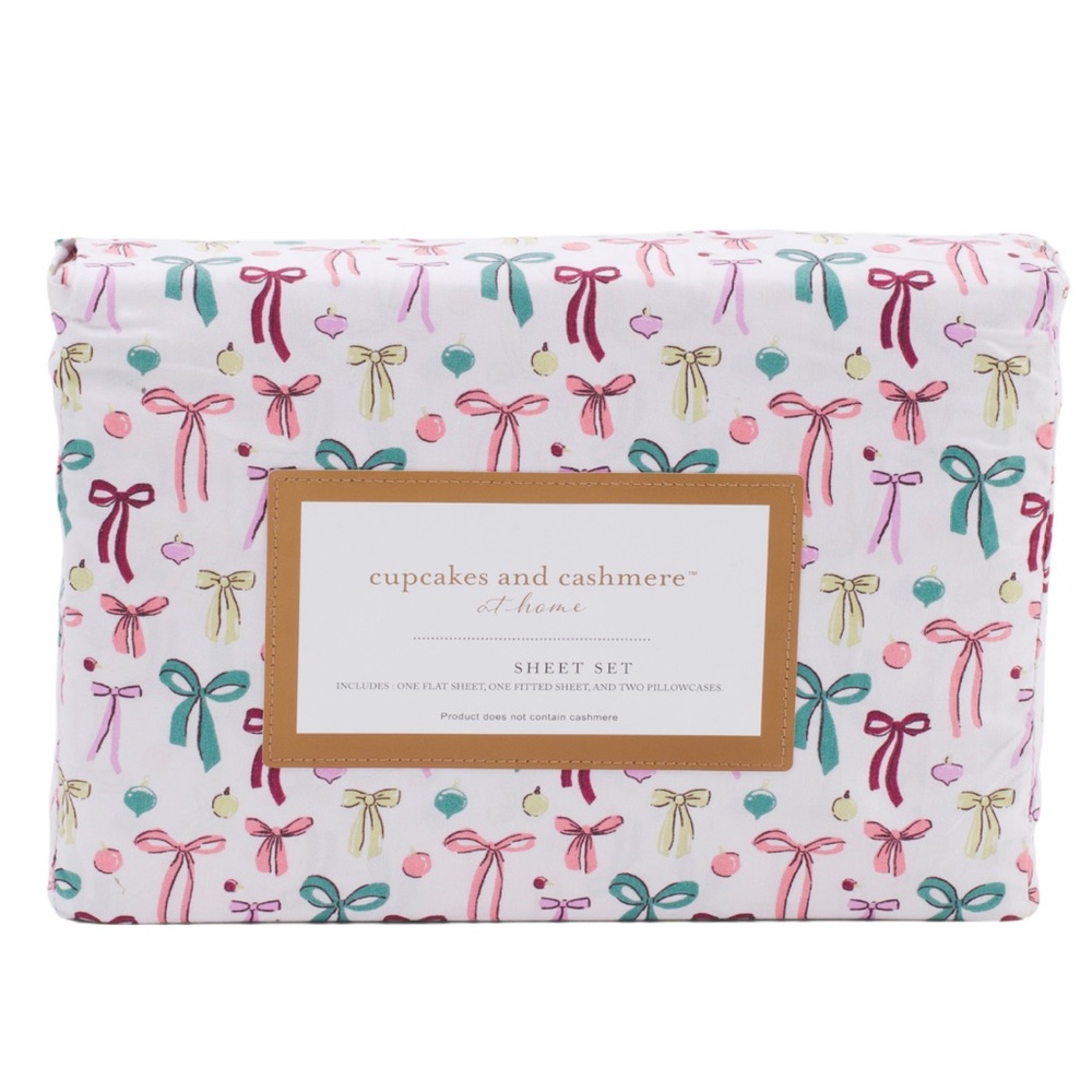 🎀 NEW!! Cupcakes and Cashmere Fa La La Bows Queen sheet set